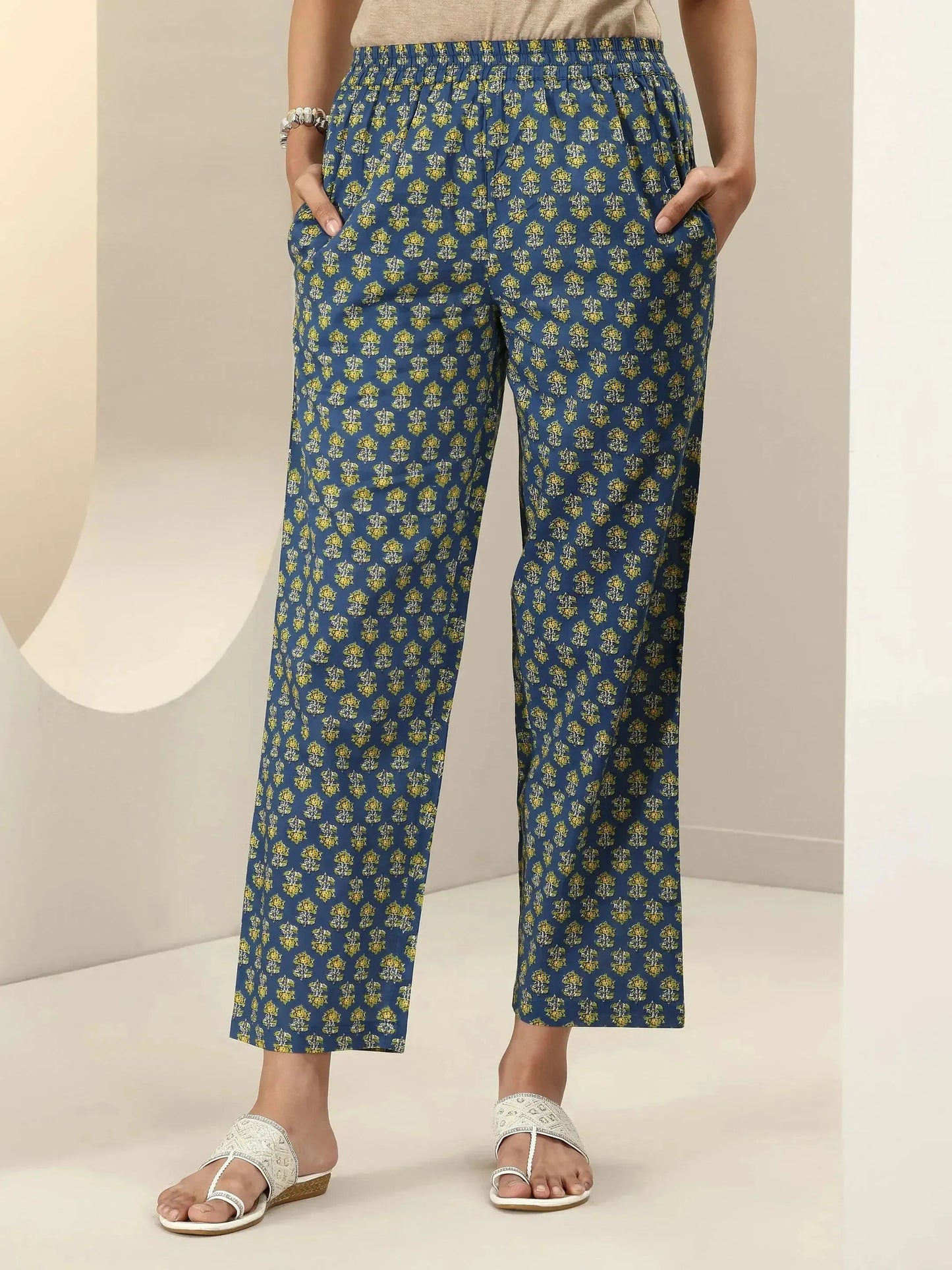 Blue Printed Cotton Straight Suit Sets With Dupatta