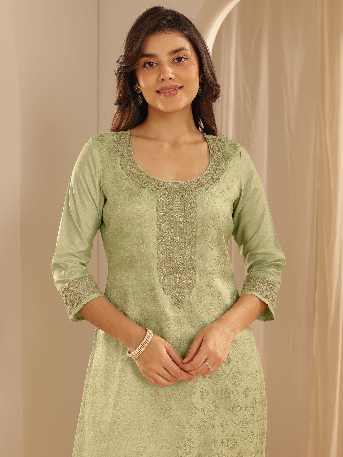 Green Woven Design Silk Blend Straight Suit Set With Dupatta