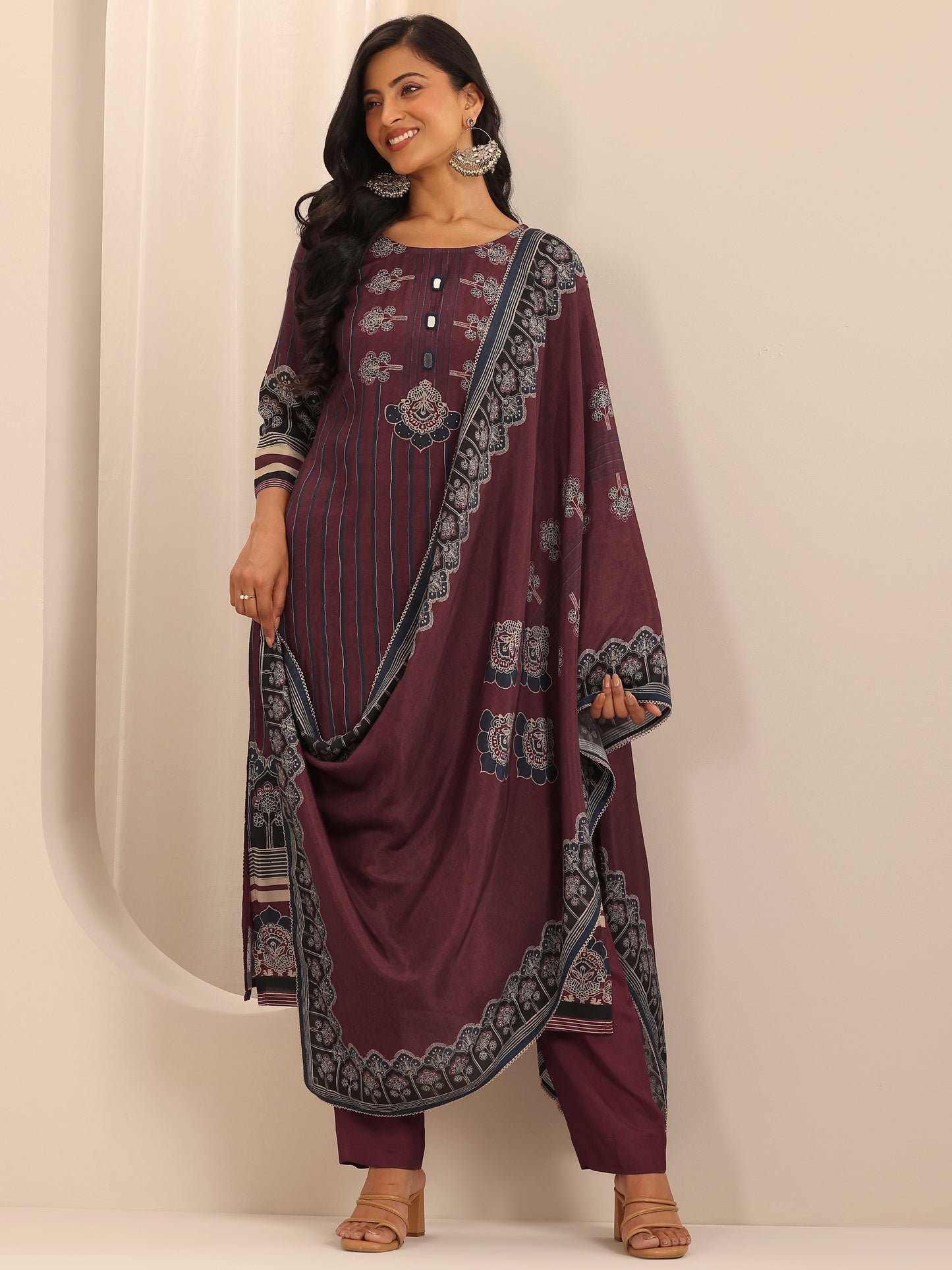 Maroon Printed Muslin Straight Suit Set With Dupatta