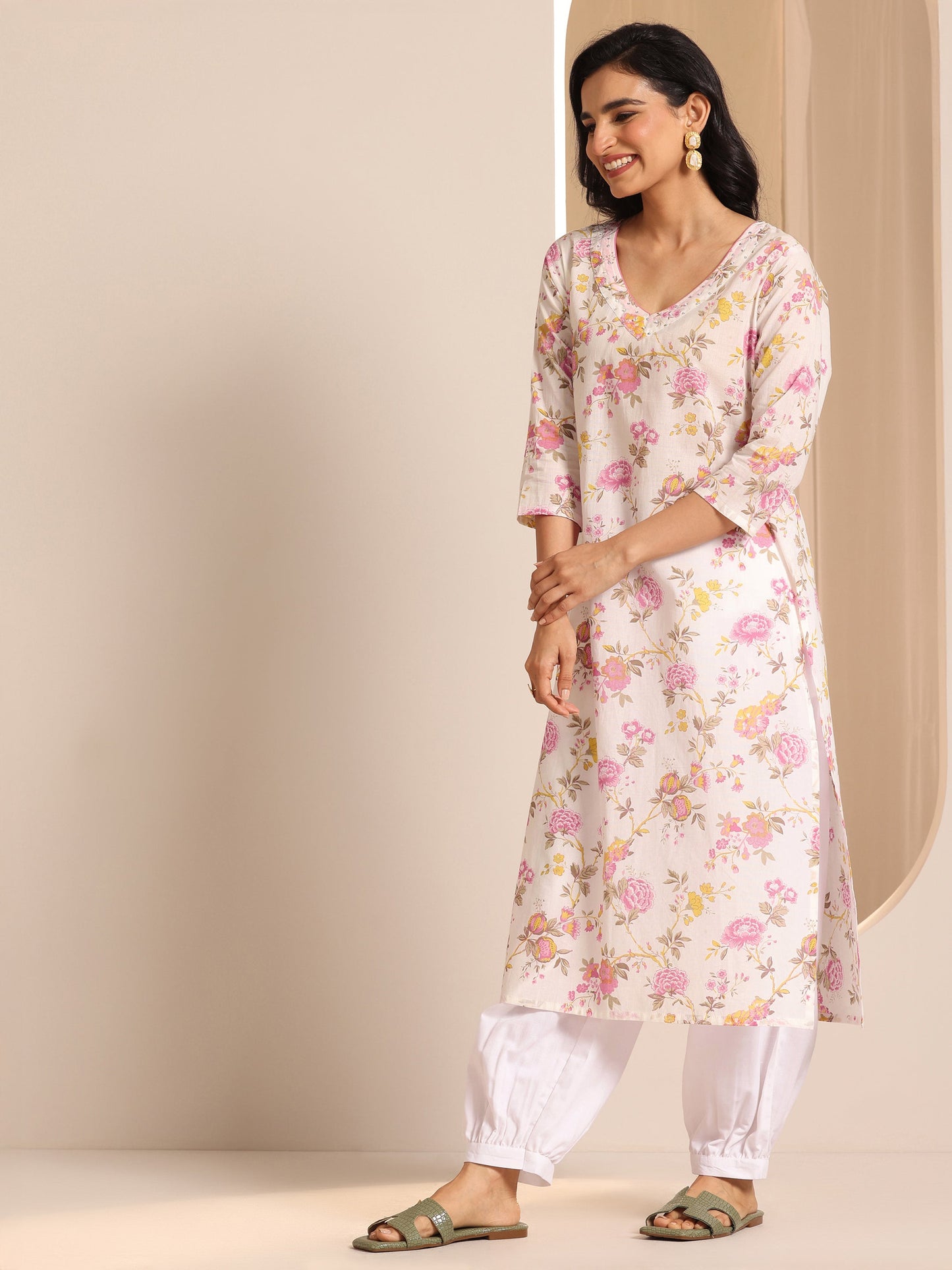 Off White Printed Cotton Straight Suit Sets With Dupatta