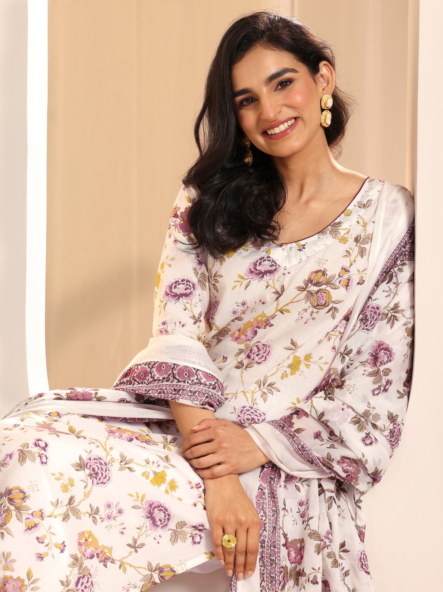 Off White Printed Cotton Straight Suit Sets With Dupatta