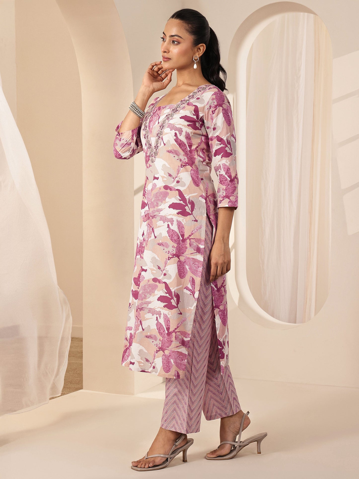 Off White Printed Cotton Straight Suit Sets With Dupatta