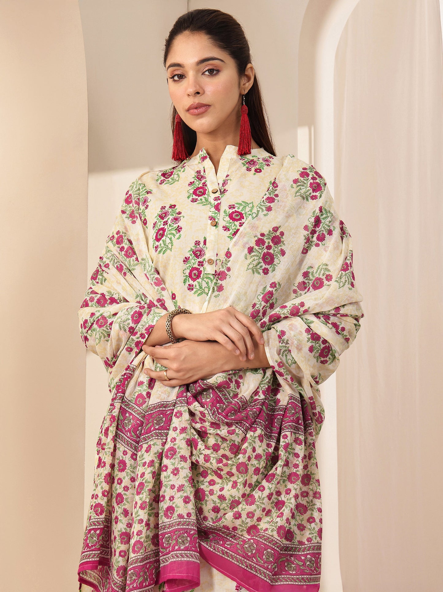 Off White Printed Cotton Straight Suit Sets With Dupatta