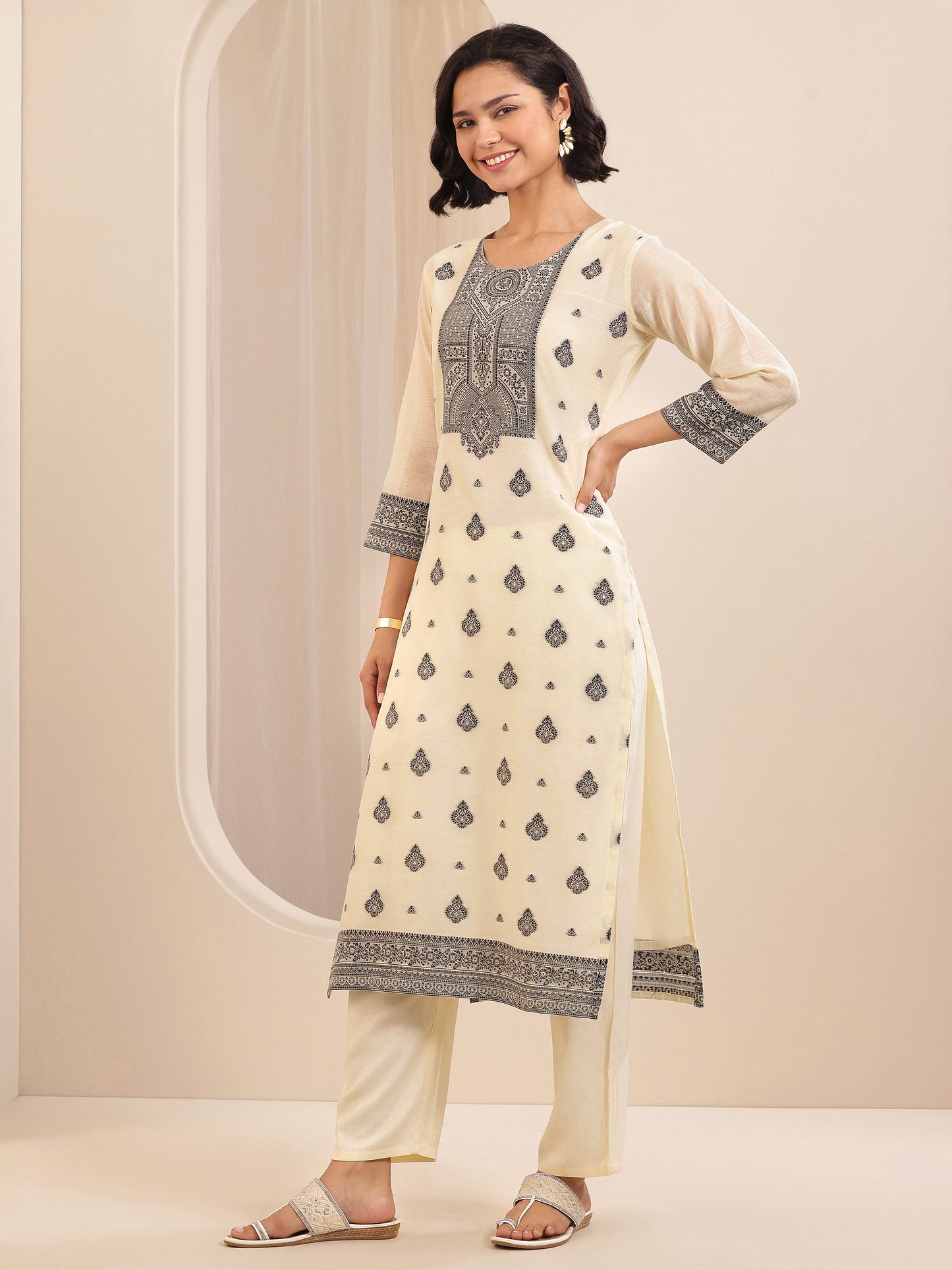 Cream Self Design Chanderi Silk Straight Suit Sets With Dupatta