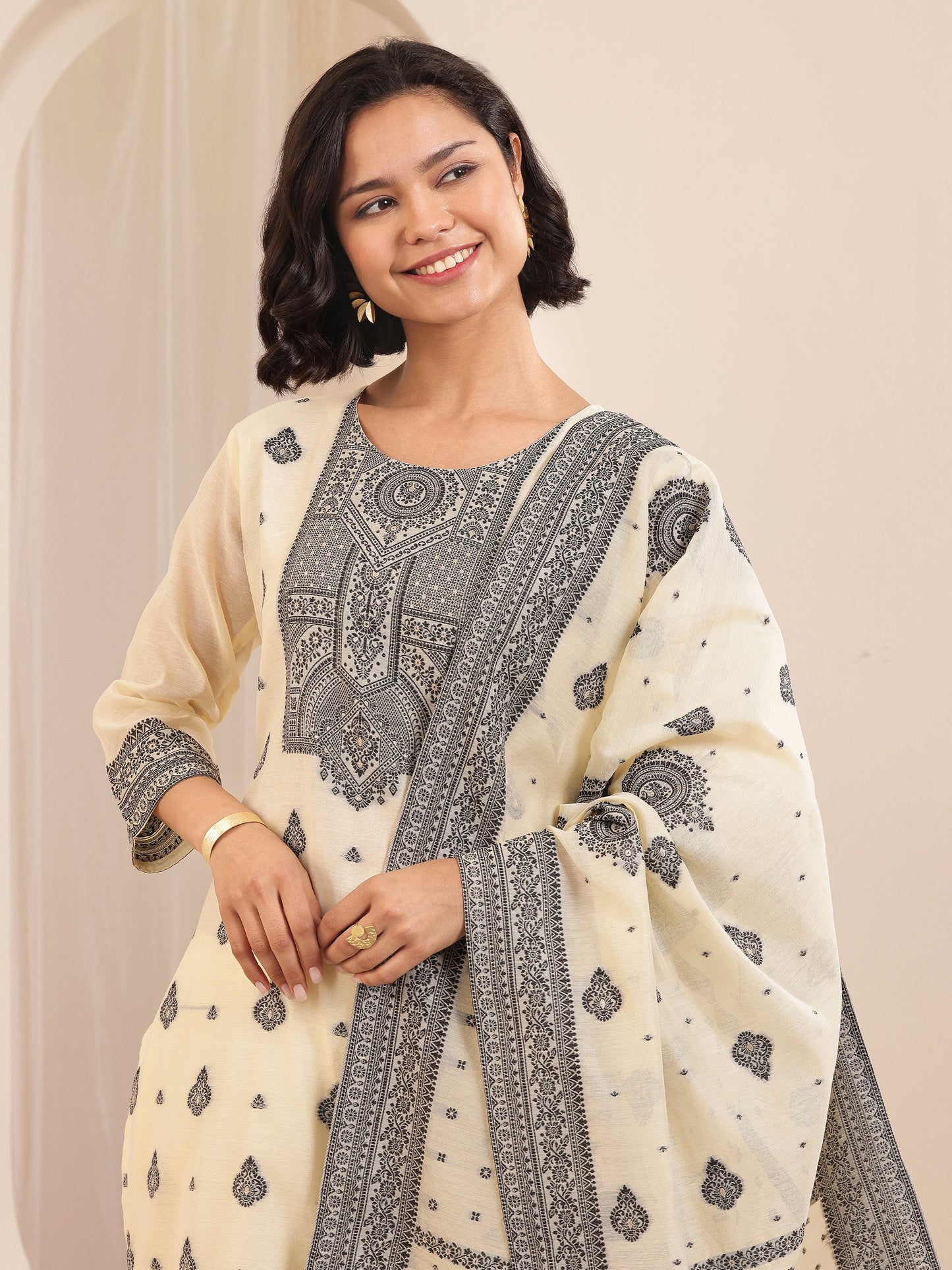 Cream Self Design Chanderi Silk Straight Suit Sets With Dupatta