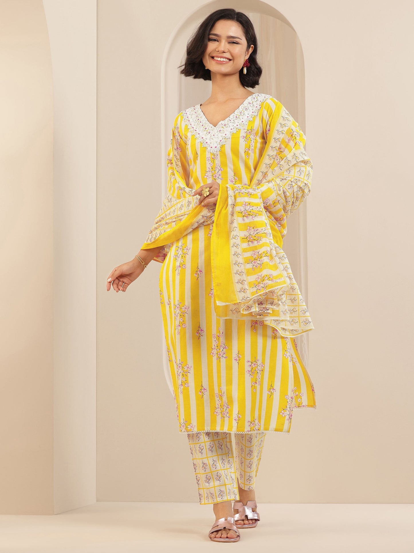 Yellow Printed Cotton Straight Suit Sets With Dupatta