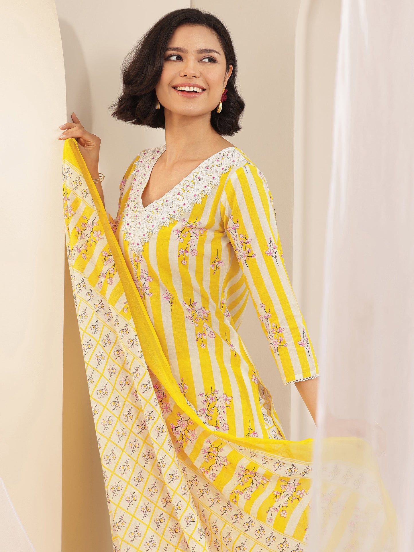 Yellow Printed Cotton Straight Suit Sets With Dupatta