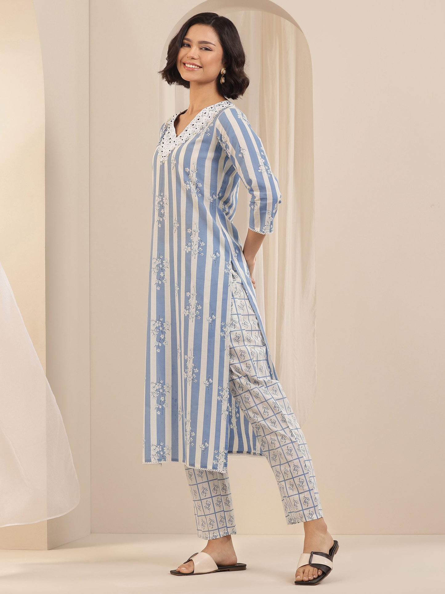 Blue Printed Cotton Straight Suit Sets With Dupatta
