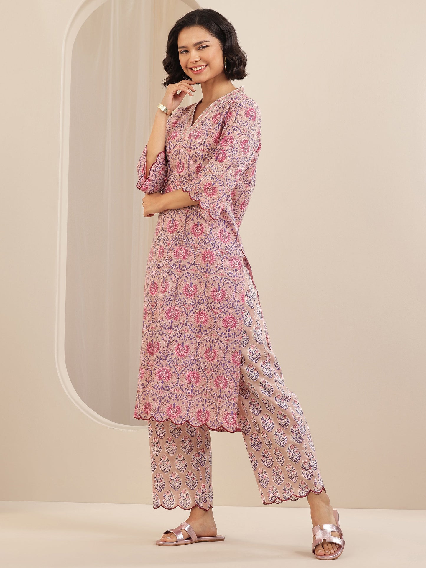 Pink Printed Cotton Straight Suit Sets With Dupatta