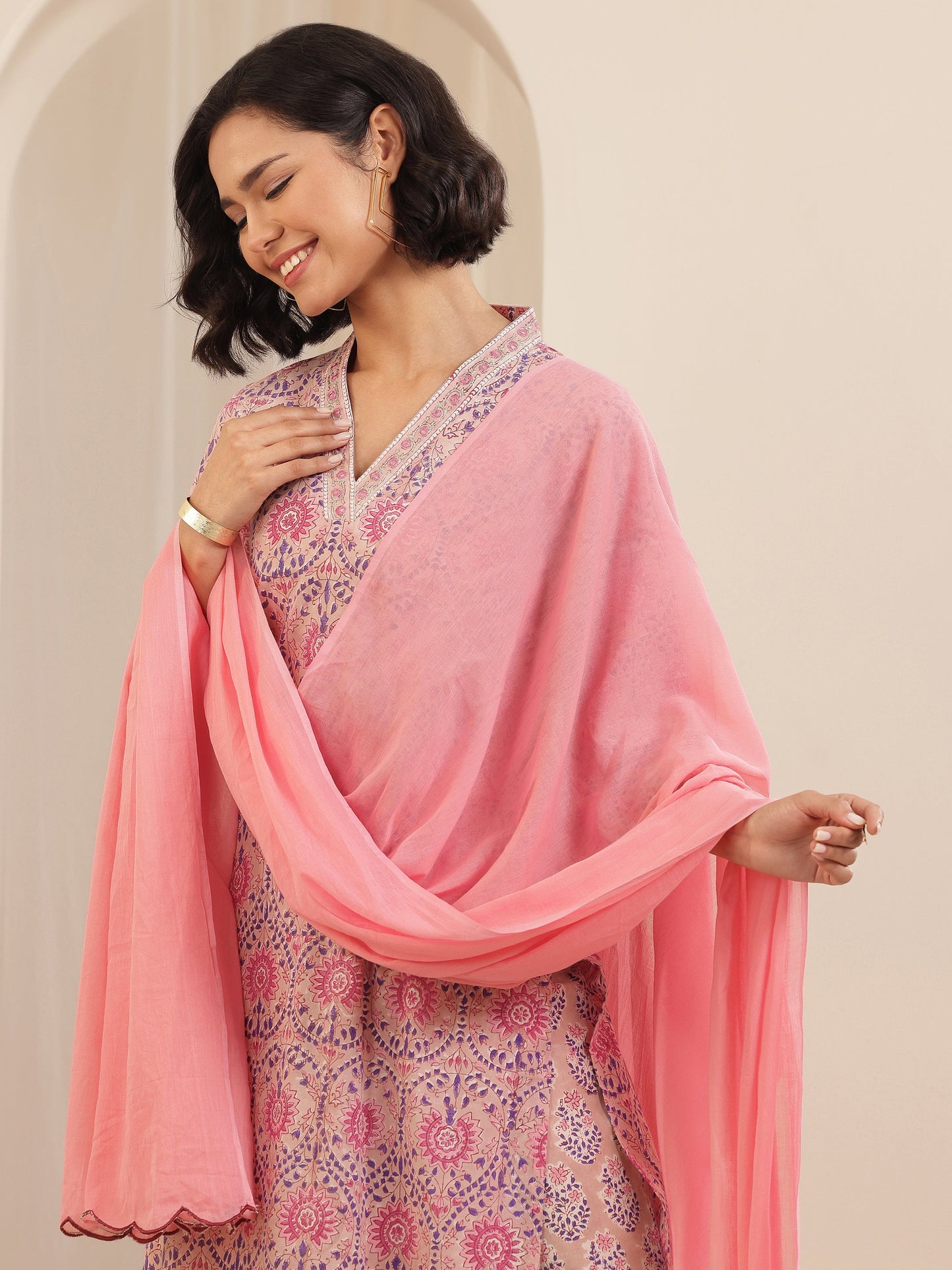 Pink Printed Cotton Straight Suit Sets With Dupatta