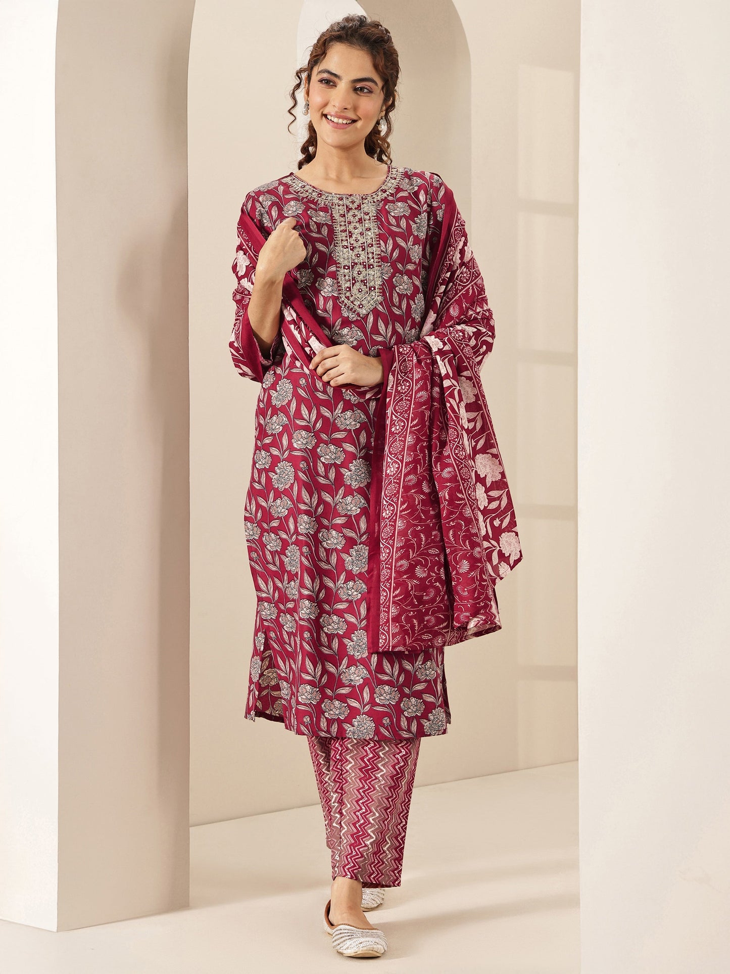 Maroon Printed Cotton Blend Straight Suit Sets With Dupatta