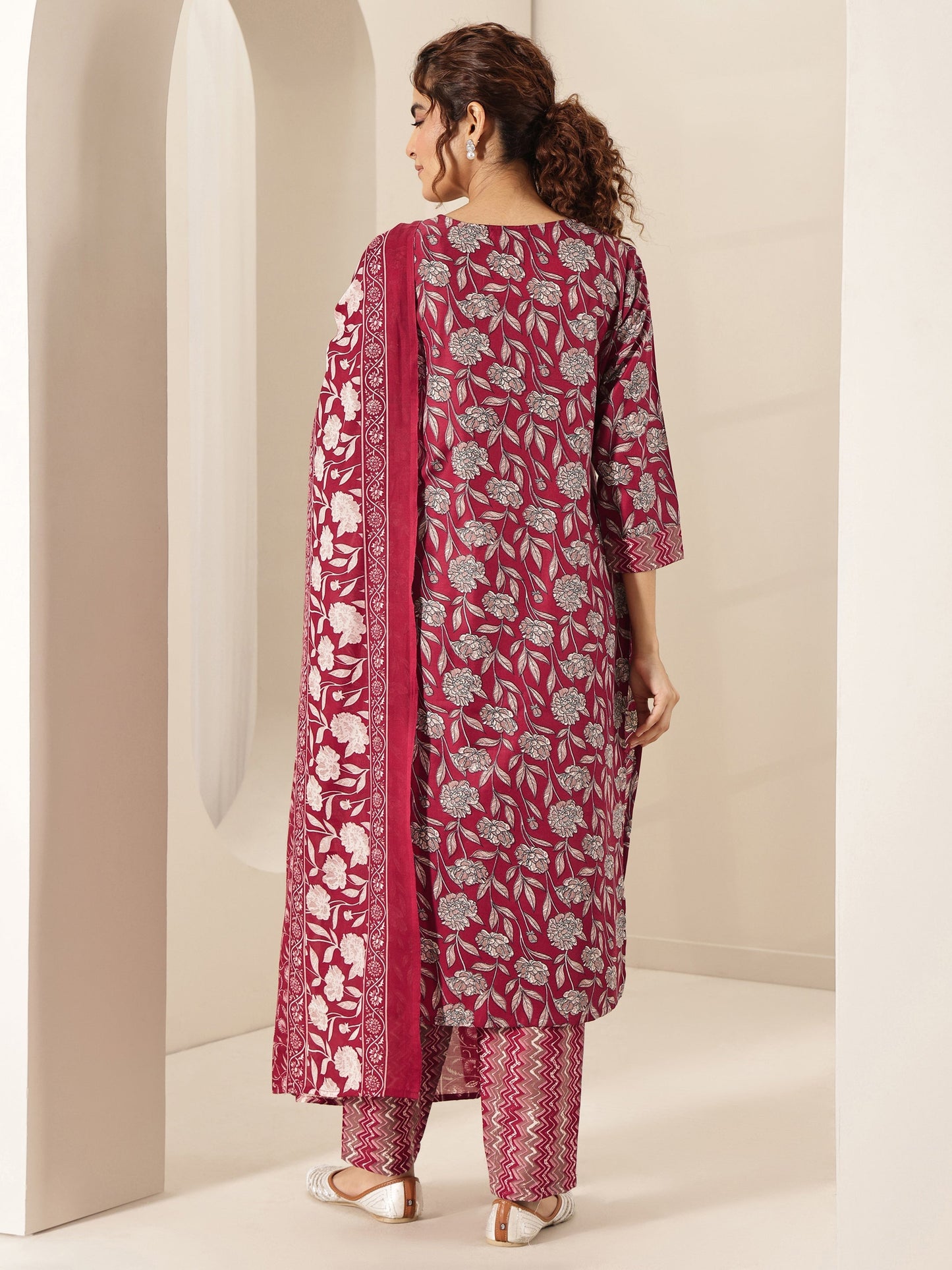 Maroon Printed Cotton Blend Straight Suit Sets With Dupatta