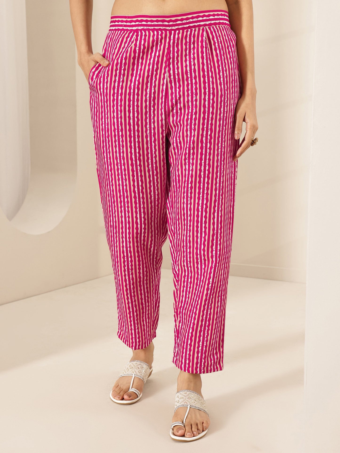 Pink Printed Cotton Blend Straight Suit Sets With Dupatta