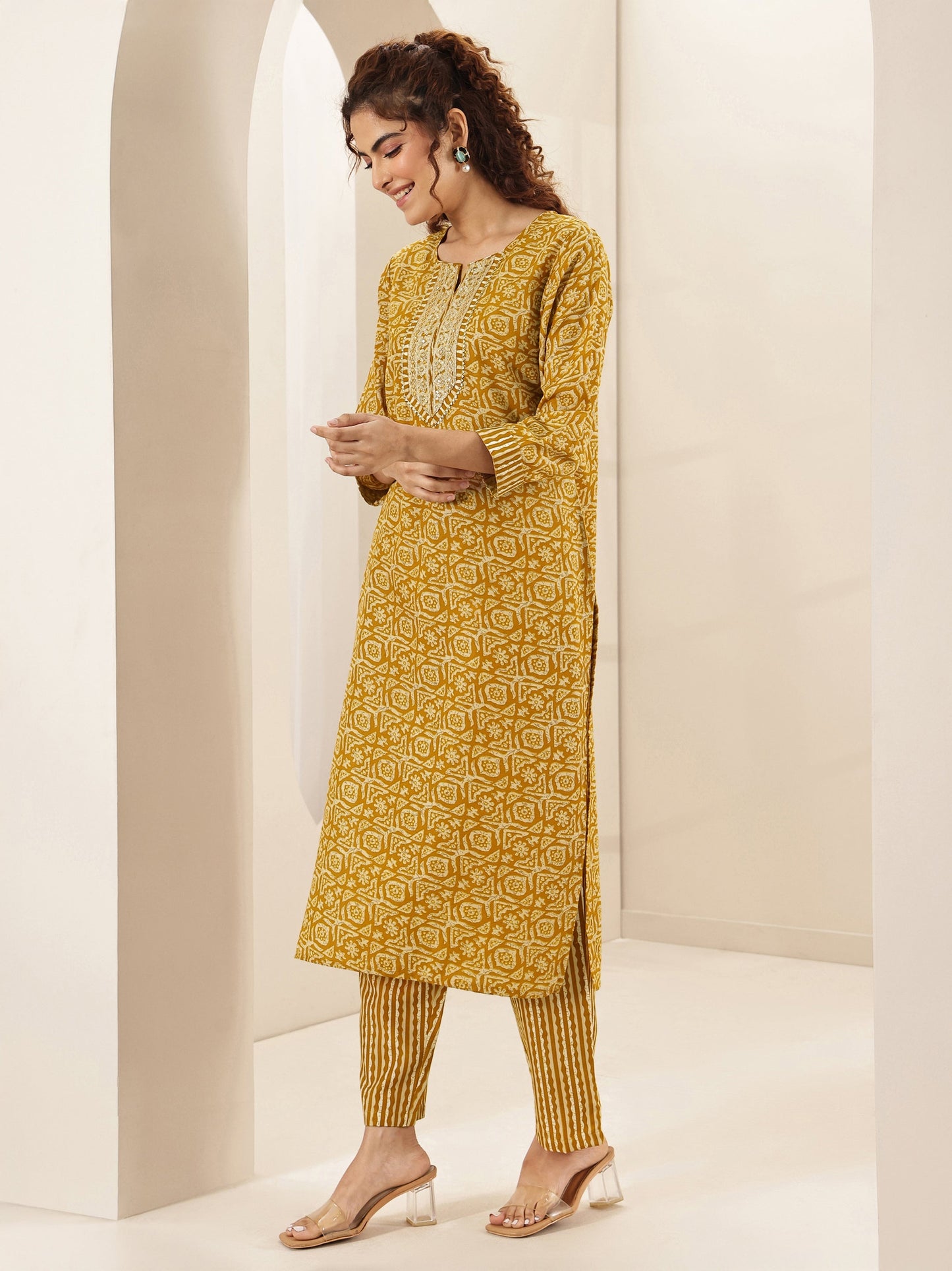 Mustard Printed Cotton Blend Straight Suit Sets With Dupatta