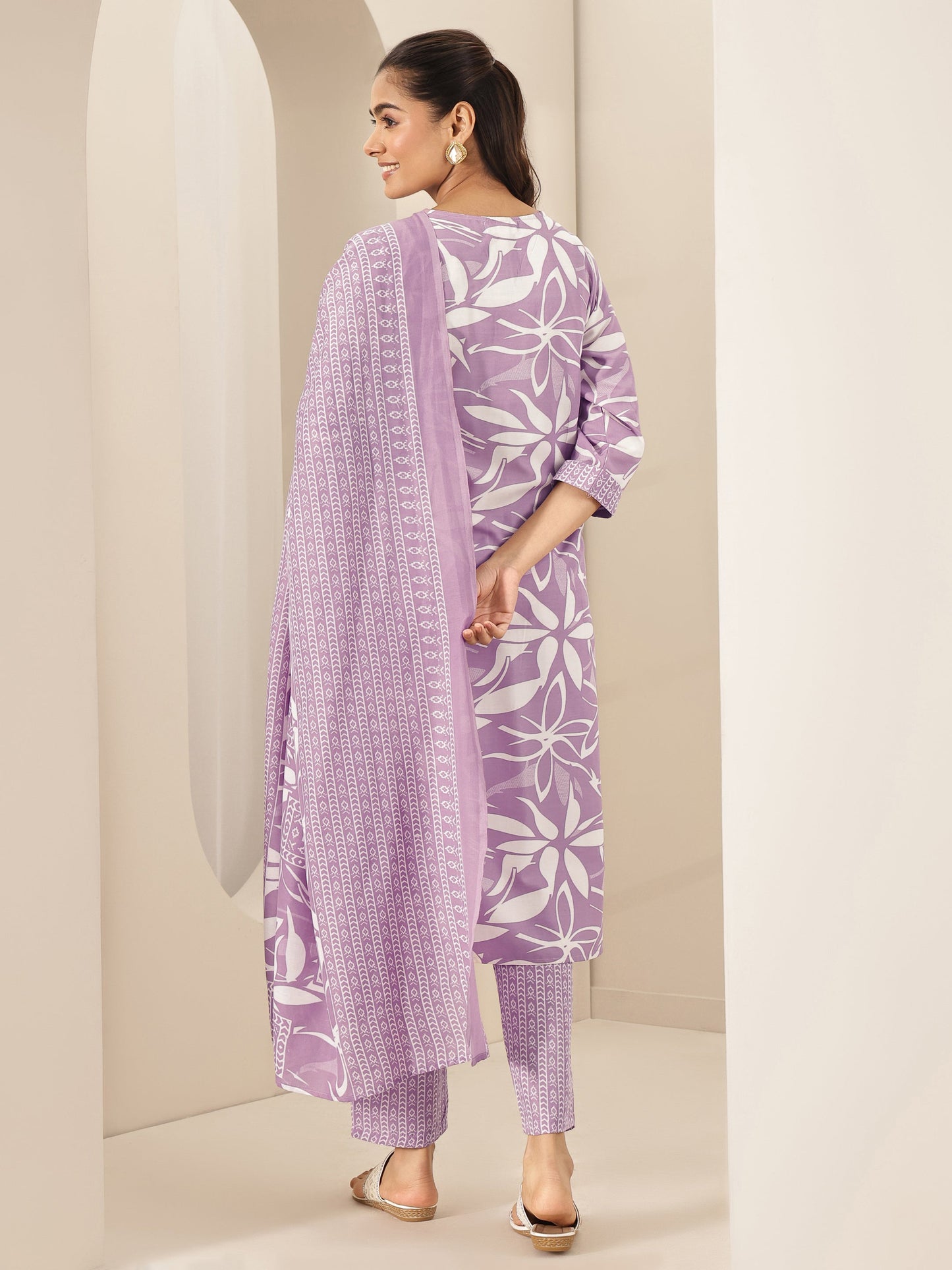 Mauve Printed Cotton Blend Straight Suit Sets With Dupatta