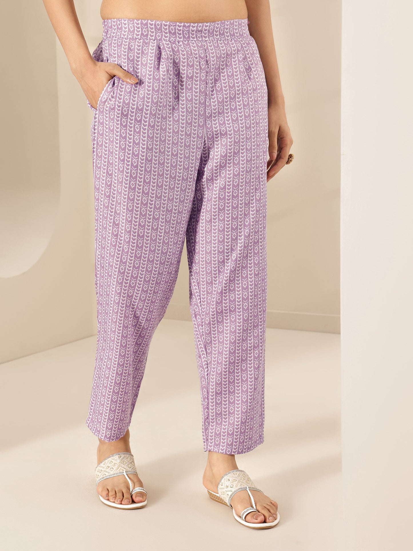 Mauve Printed Cotton Blend Straight Suit Sets With Dupatta