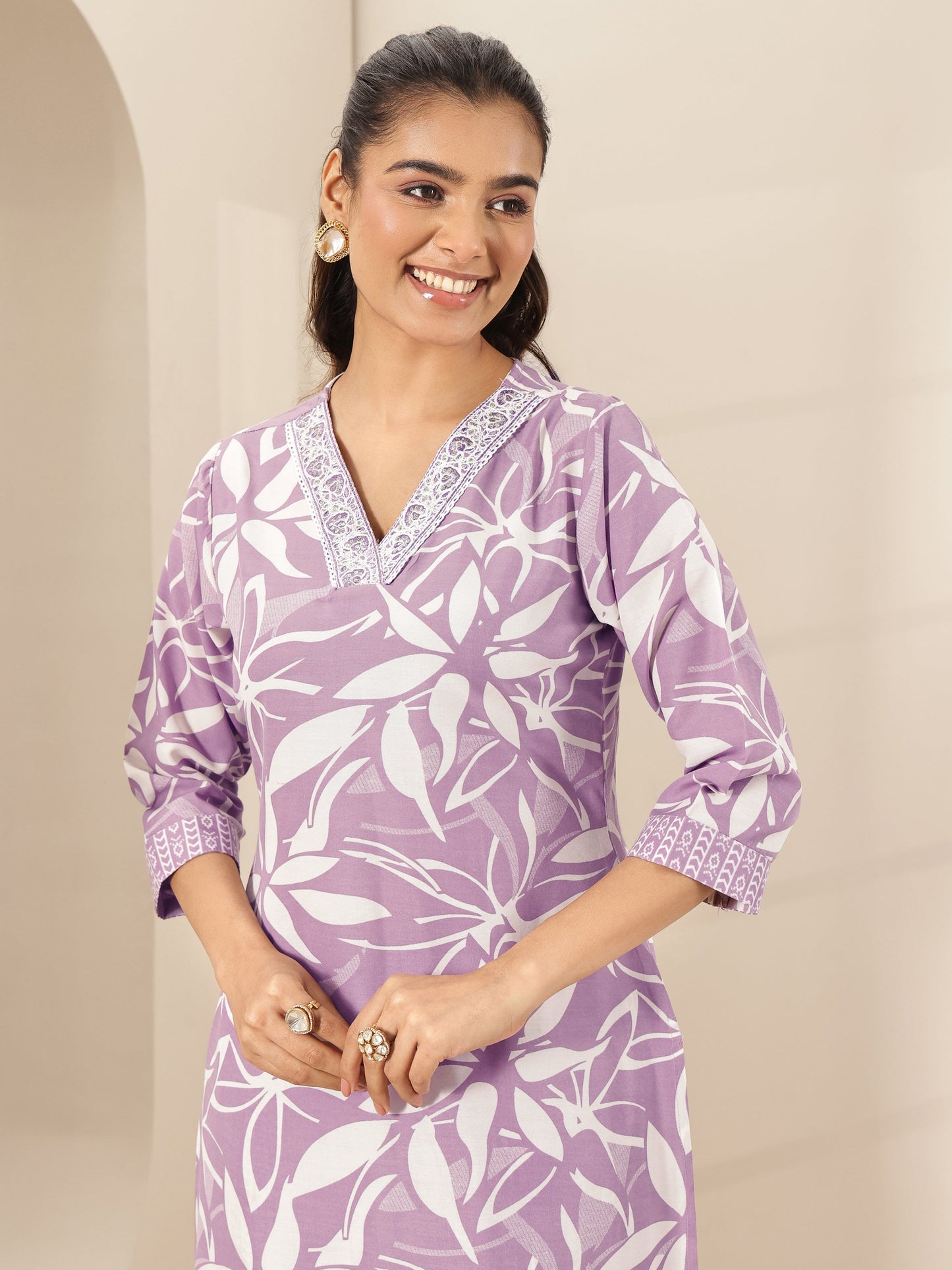 Mauve Printed Cotton Blend Straight Suit Sets With Dupatta