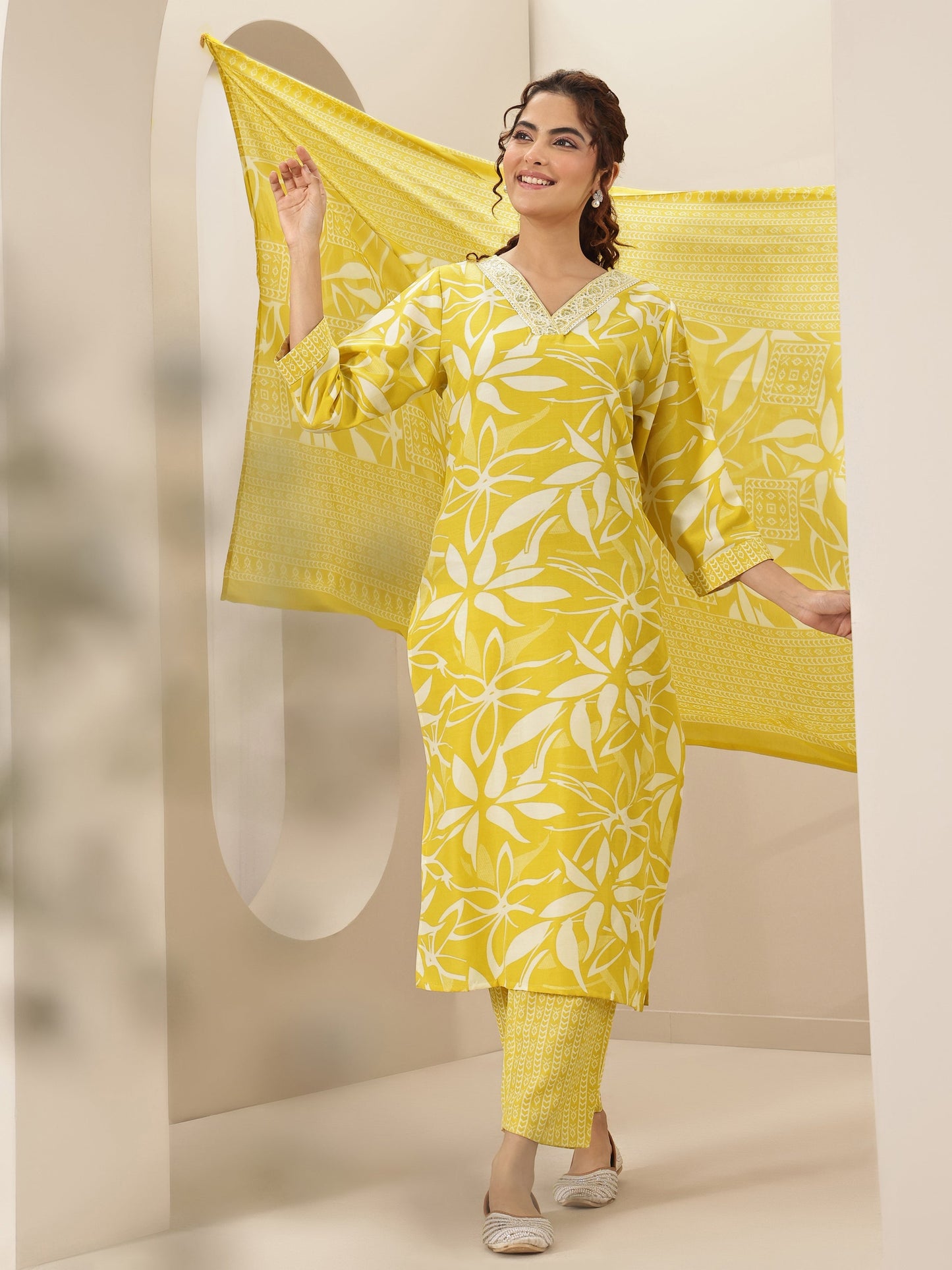Yellow Printed Cotton Blend Straight Suit Sets With Dupatta