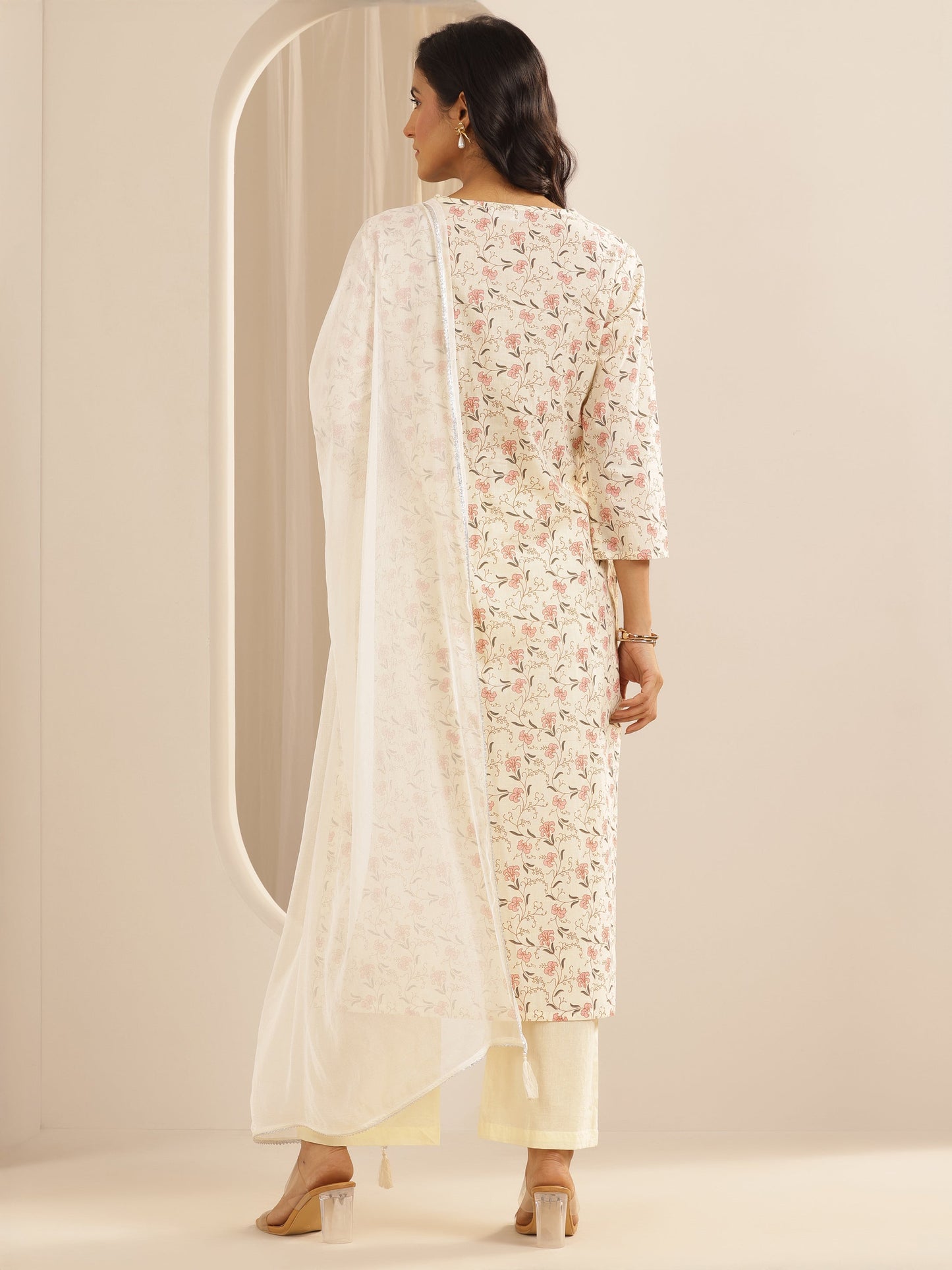 Off white Printed Cotton Straight Suit Set With Dupatta