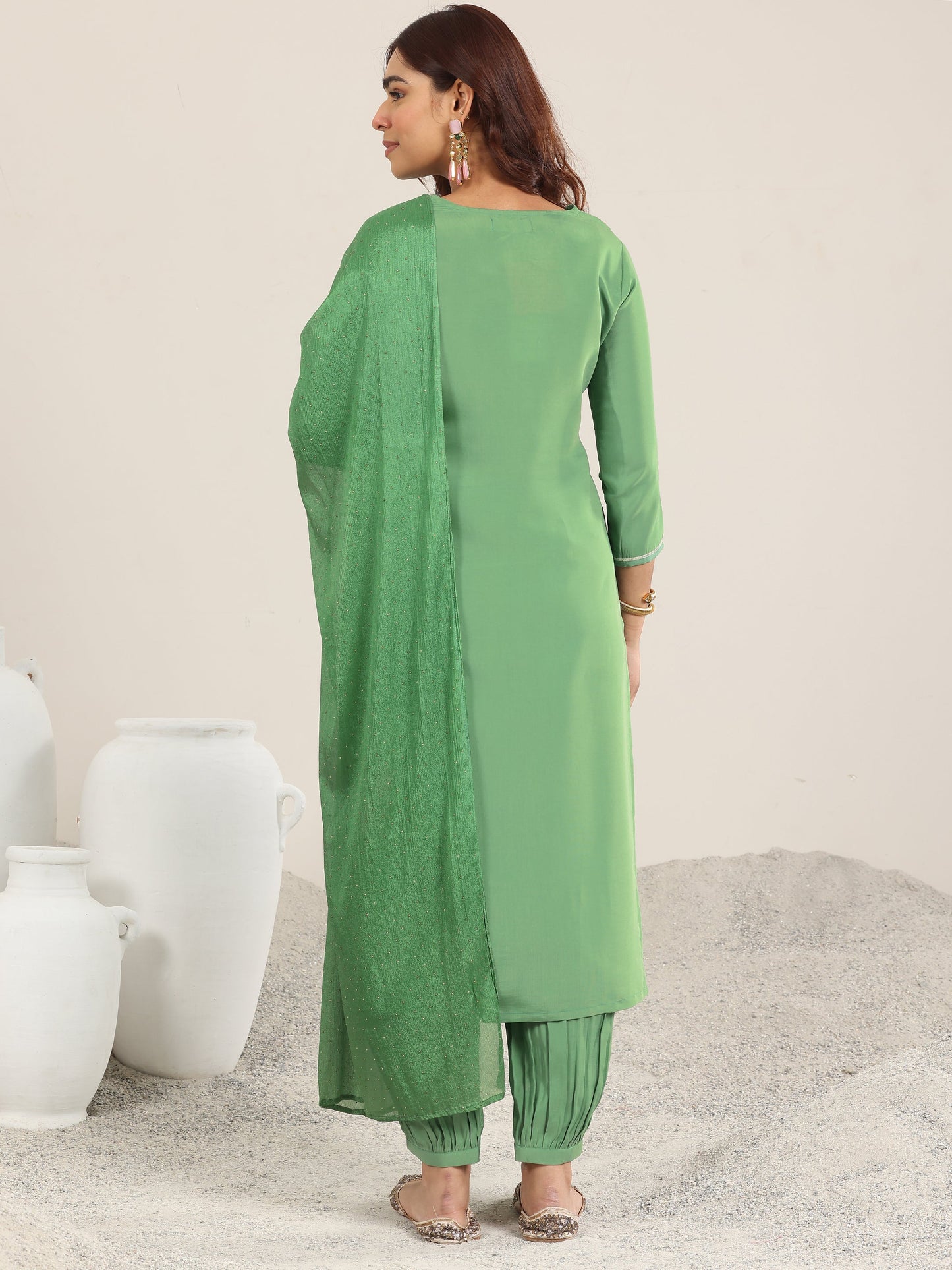 Green Embroidered Silk Blend Straight Suit With Dupatta