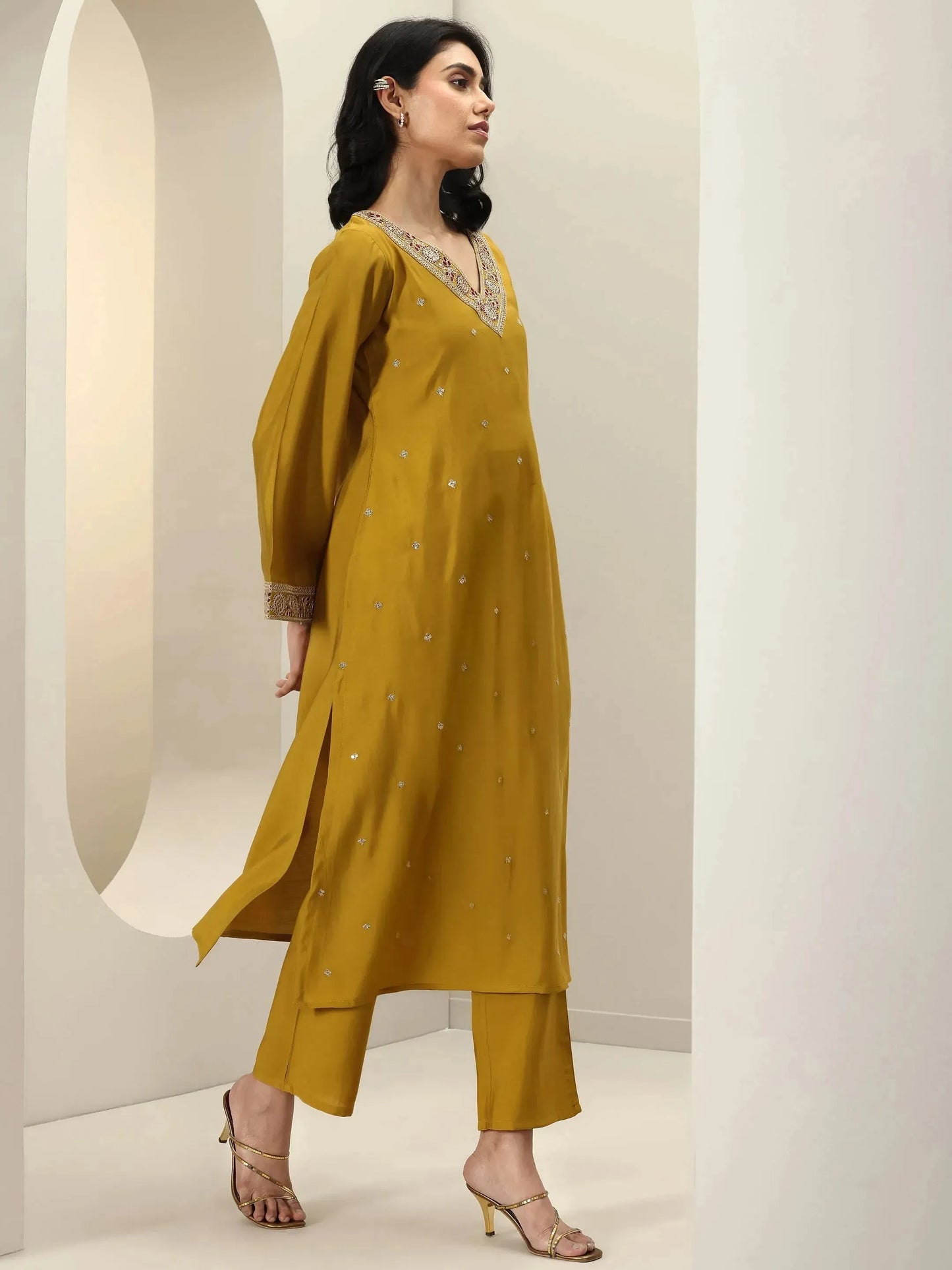 Mustard Embroidered Silk Blend Straight Suit Sets With Dupatta