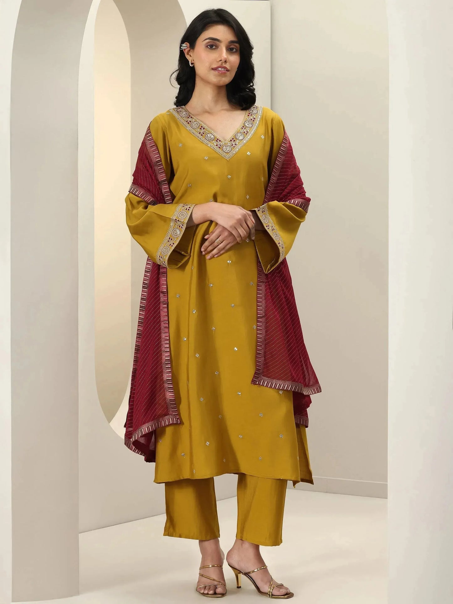 Mustard Embroidered Silk Blend Straight Suit Sets With Dupatta