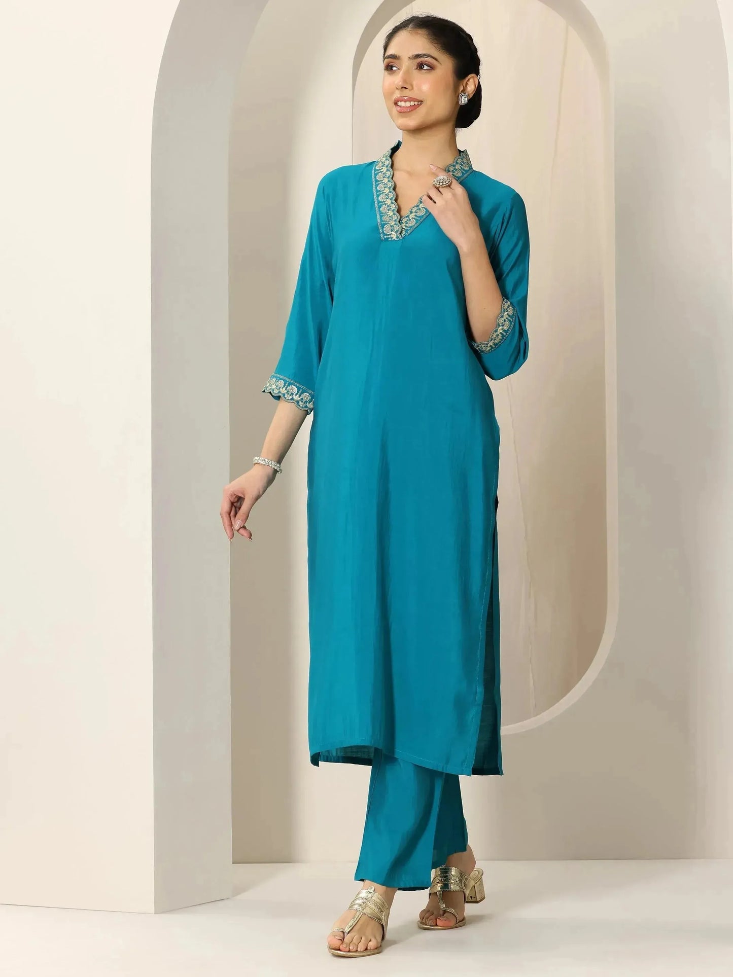 Turquoise Yoke Design Silk Blend Straight Suit Set With Dupatta