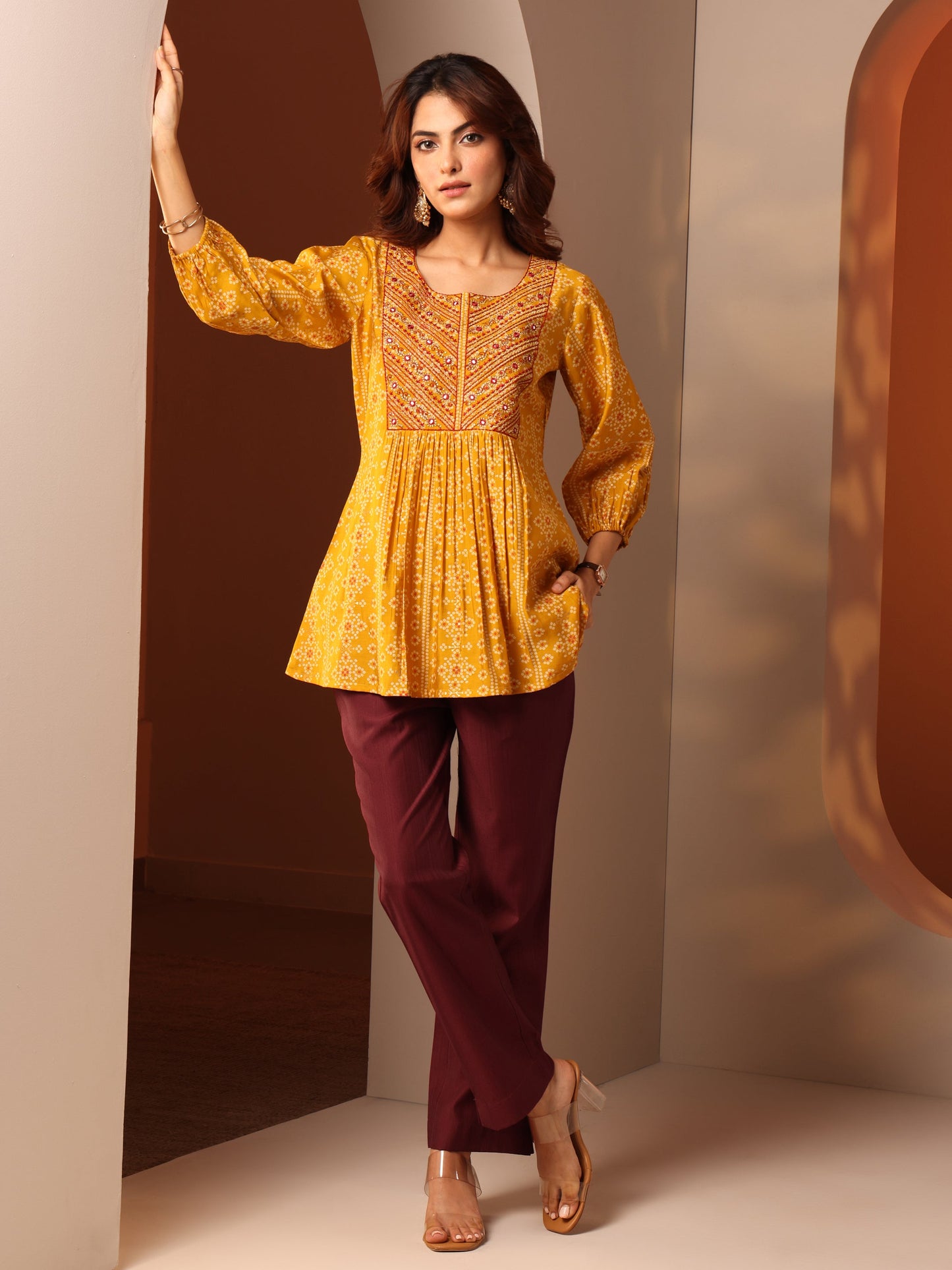 Maroon Solid Silk Blend Trouser