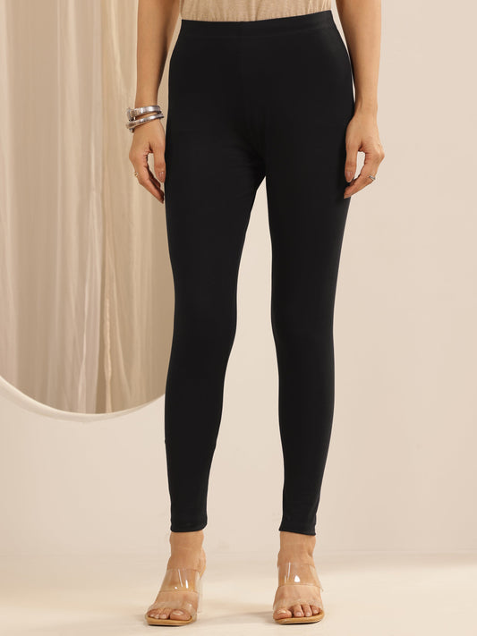 Black Solid Cotton Blend Legging